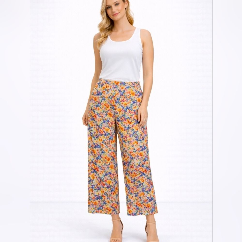 Lulus Floral Wide Leg Pants Size Medium
